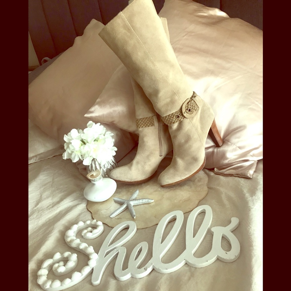Gabriella Rocha Boots Size 10